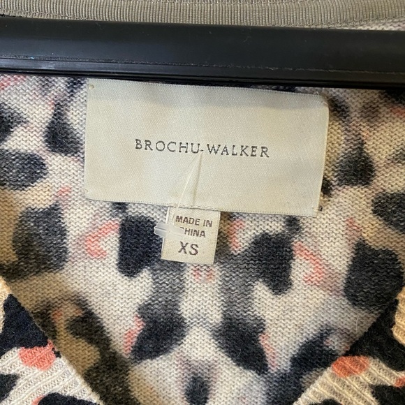 Brochu Walker 100% Cashmere Leopard Animal Print V-Neck Sweater Oversized - Picture 2 of 12